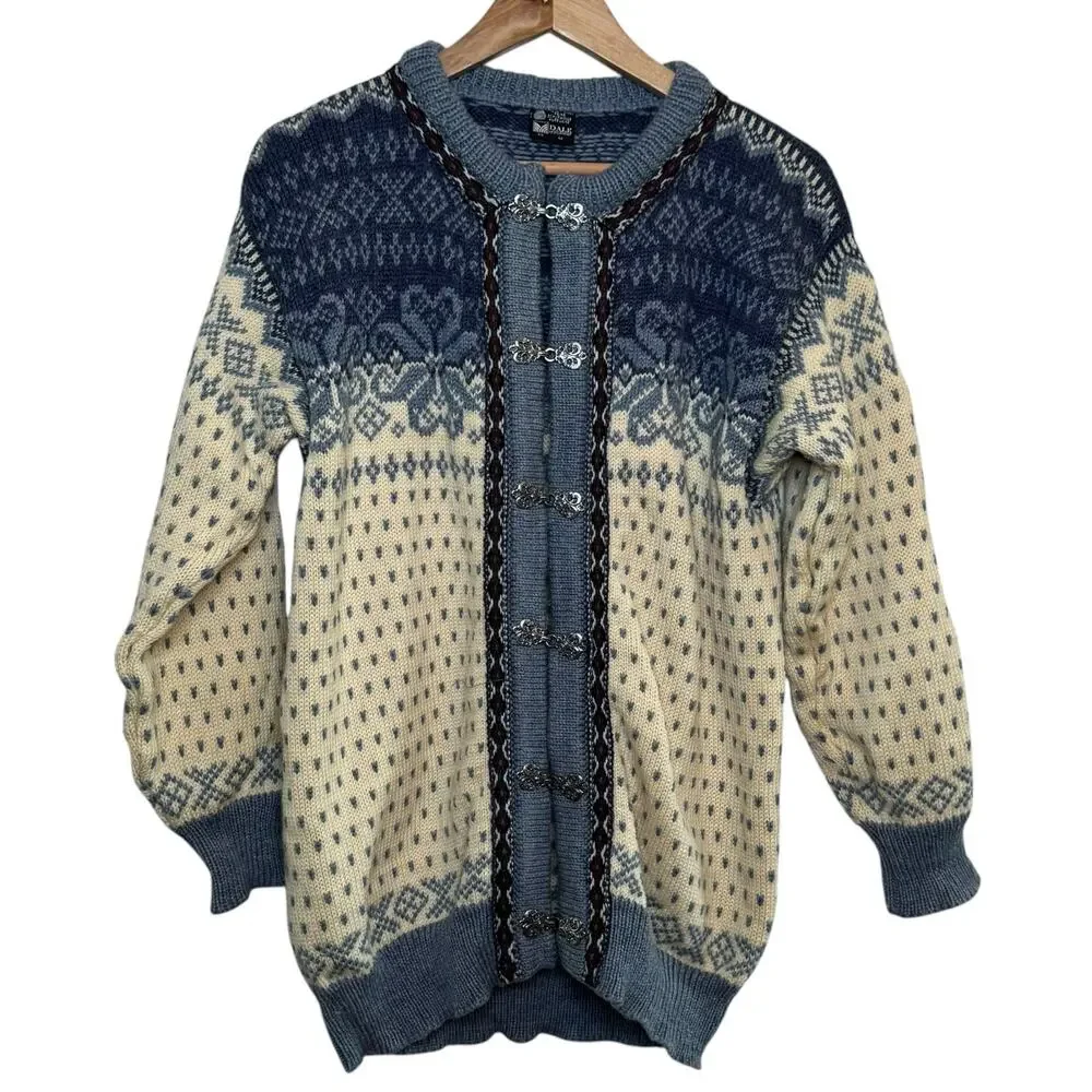 Dale of Norway Pure Wool Nordic Pewter Clasp Fair Isle Cardigan Sweater M/50